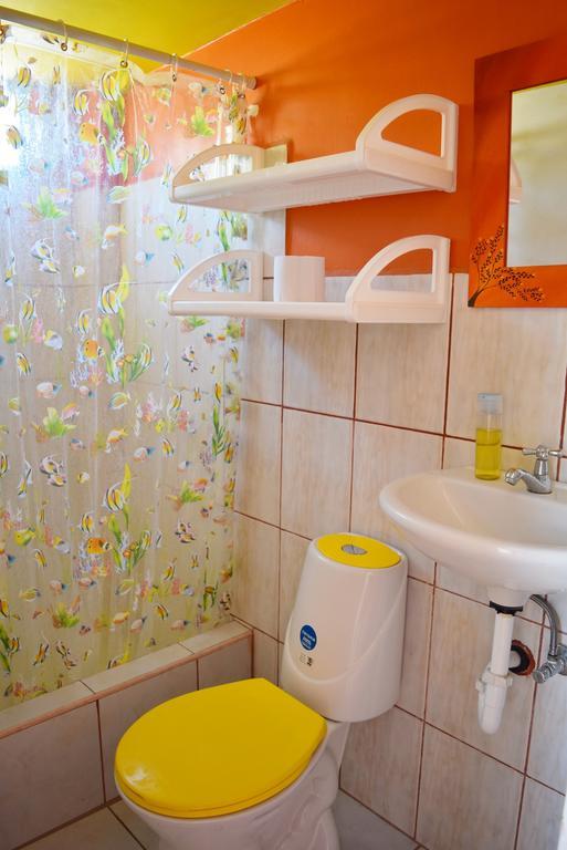 Casa De Heidi Hotel Puerto Lopez Room photo